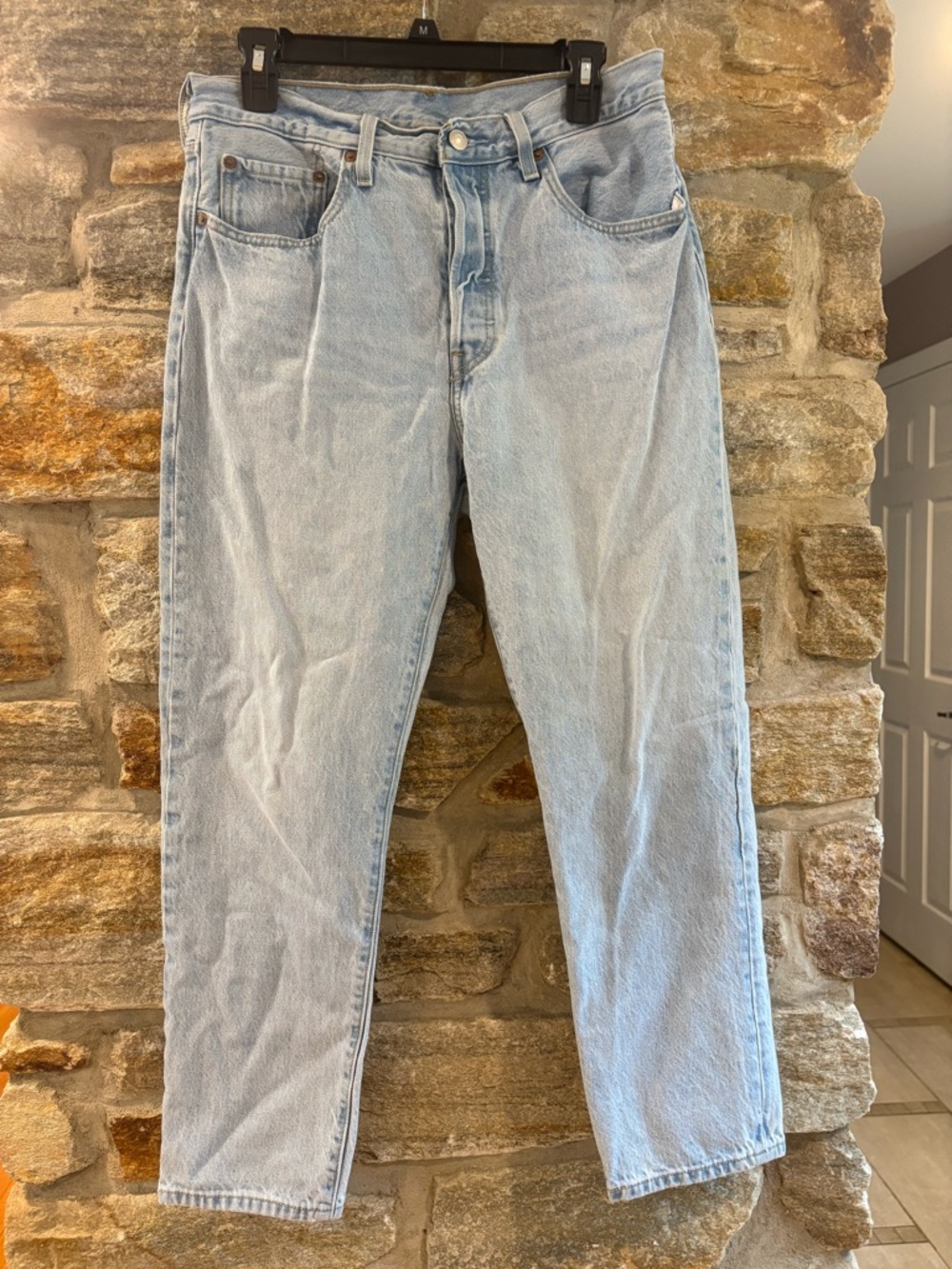 Levi’s 501 Original Women’s Premium Jeans, 30x28 Button Fly Light Wash Sz 6